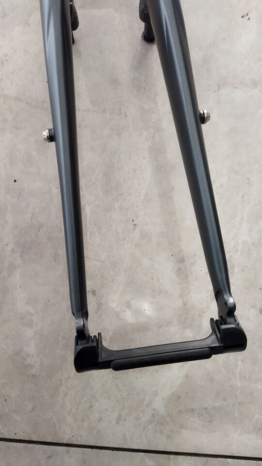 Bianchi 500049 FF 28'' 1-1/8 Alü sabit şehir maşa V fren  Füme