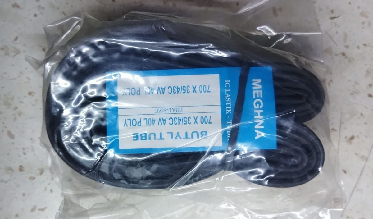 Meghna 700x35-43 İç Lastik AV40 mm Kalın Sibop